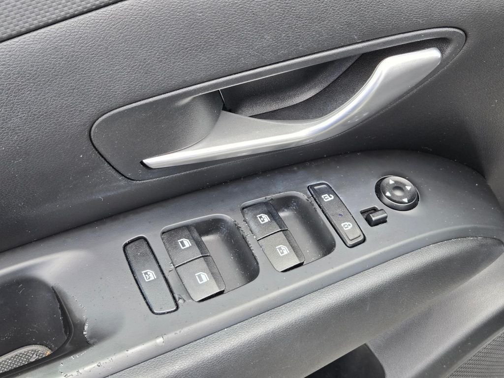 Used 2022 Gray Hyundai SEL image 14