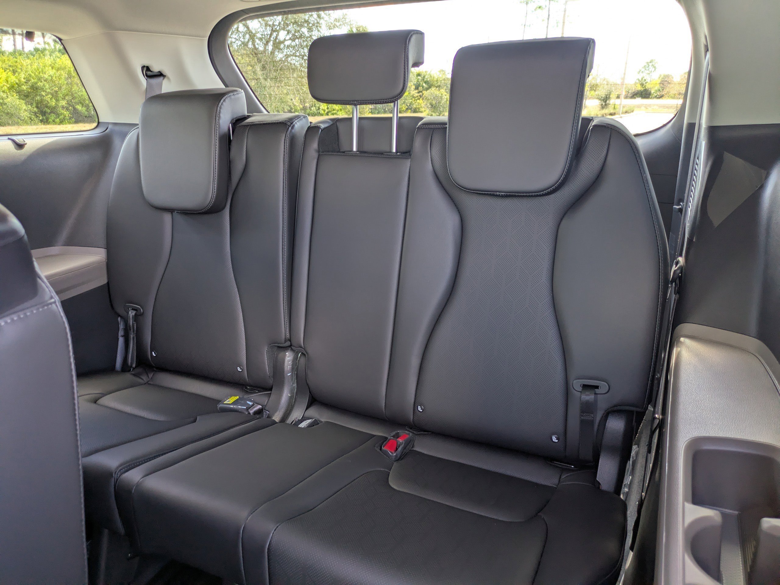 New 2026 Aurora Black Pearl Kia EX image 16