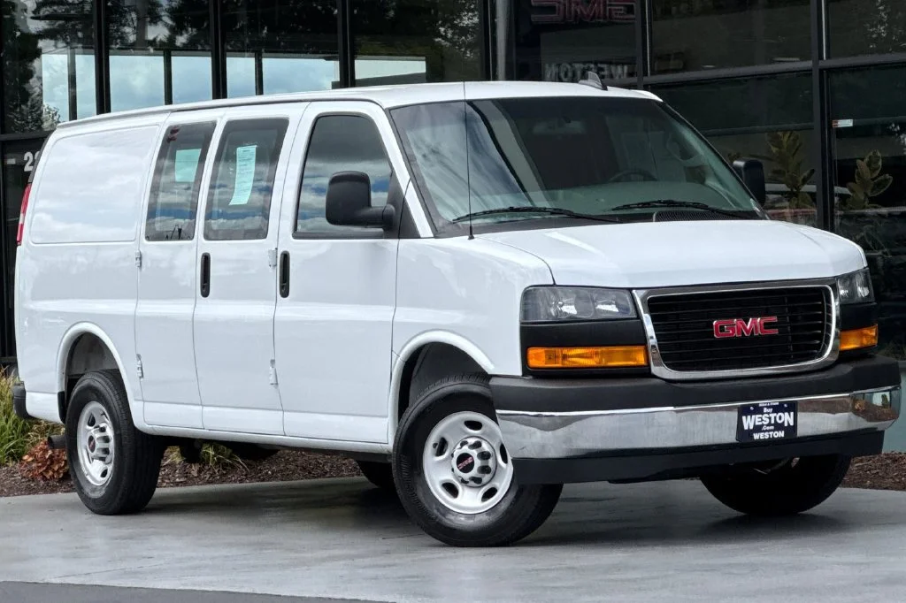2025 GMC Savana Cargo