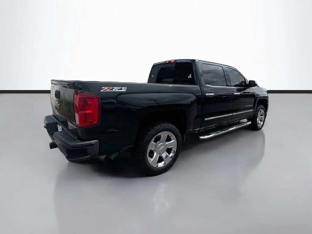 Used 2017 BLACK Chevrolet LTZ image 5
