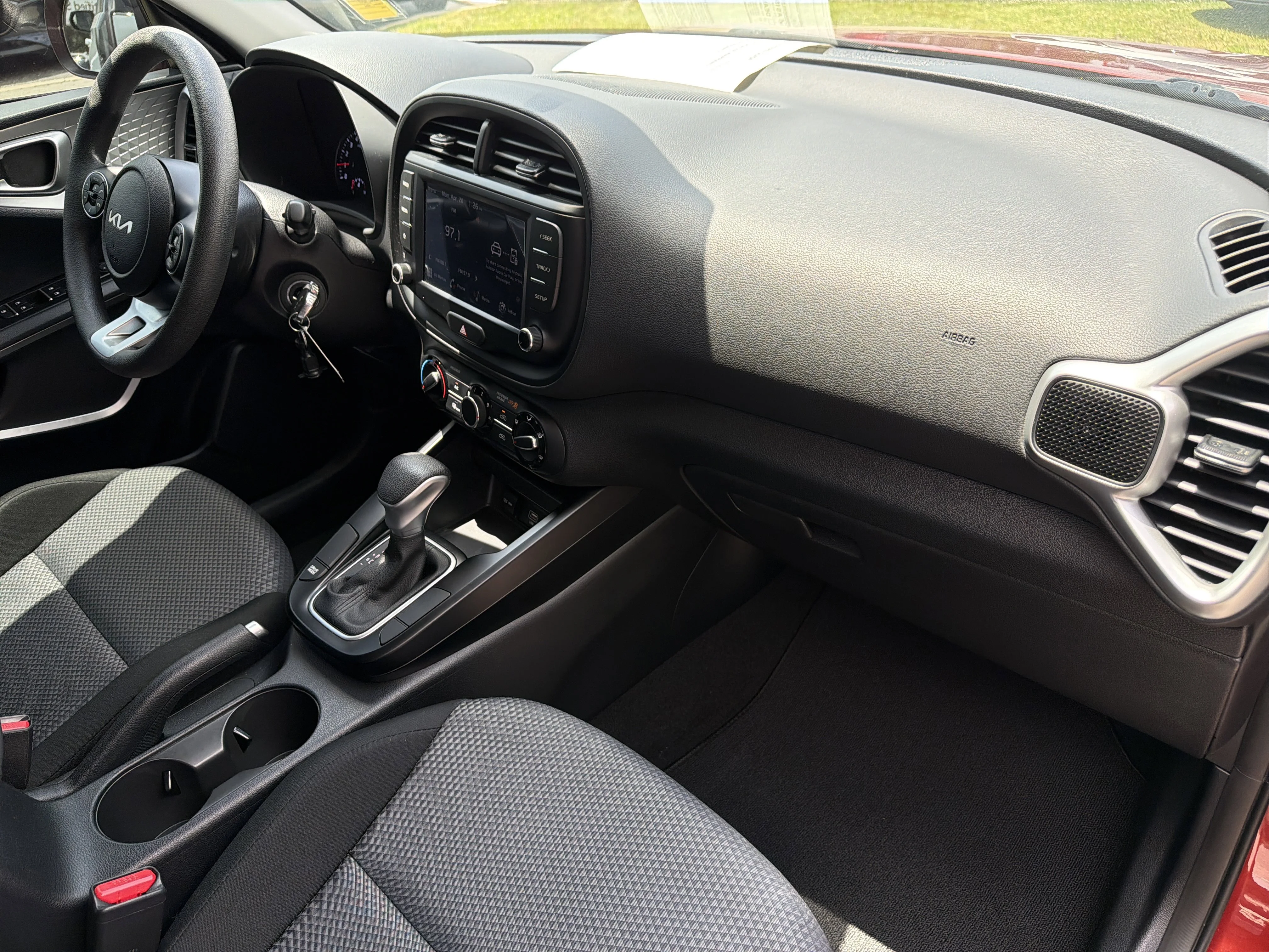 Used 2022 Mars Orange Kia LX image 9