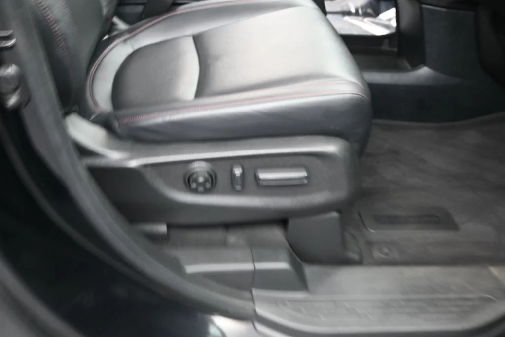 Used 2024 Crystal Black Pearl Honda Sport image 11