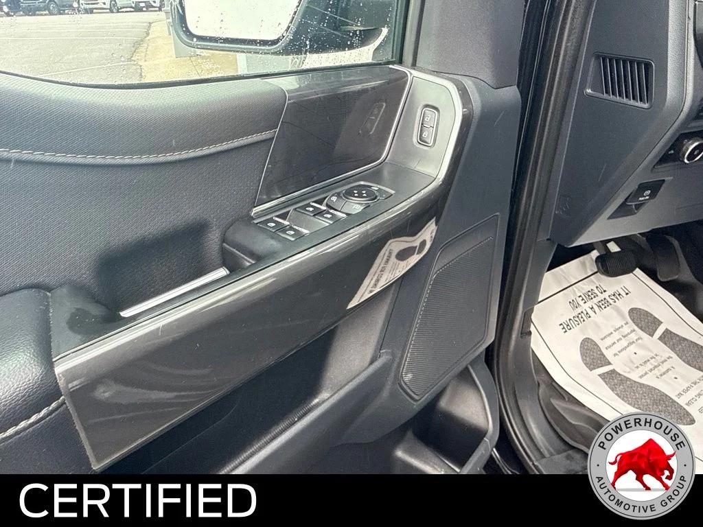 Used 2023 Black Ford XLT image 15