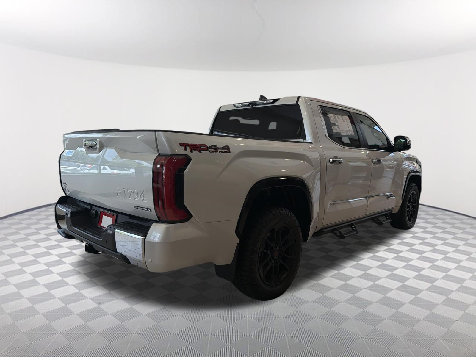 2026 Toyota Tundra 1794 Edition - Photo 6