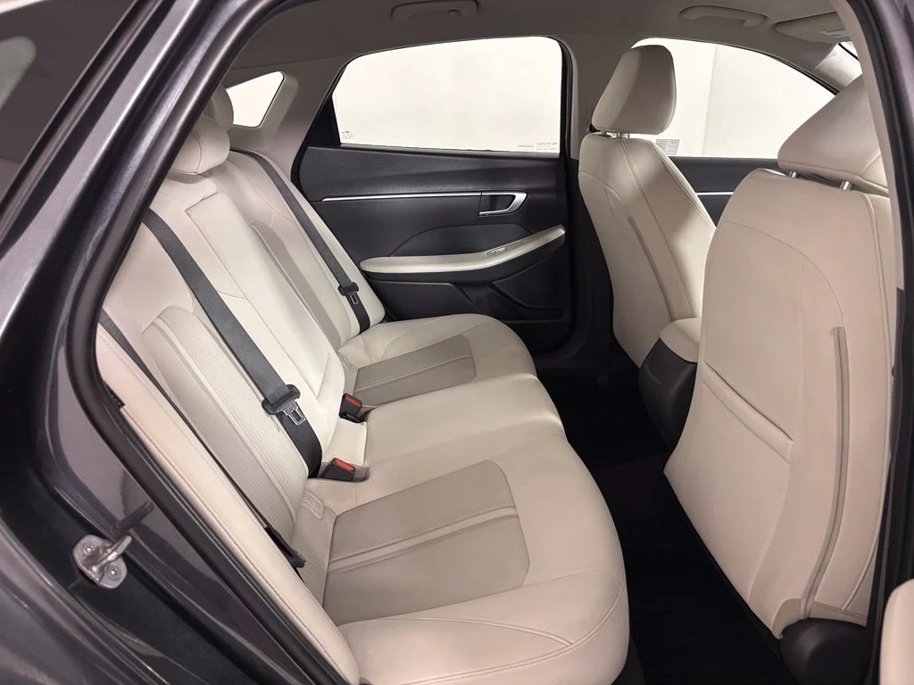 Used 2024 Gray Hyundai SEL image 38