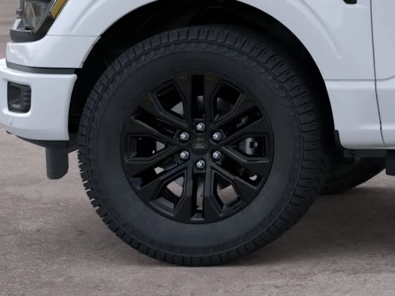 New 2026 Oxford White Ford XLT image 19
