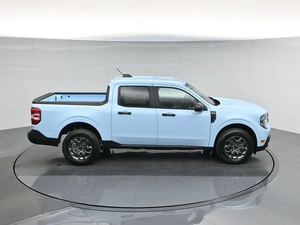 New 2026 Light Blue Ford XLT image 37