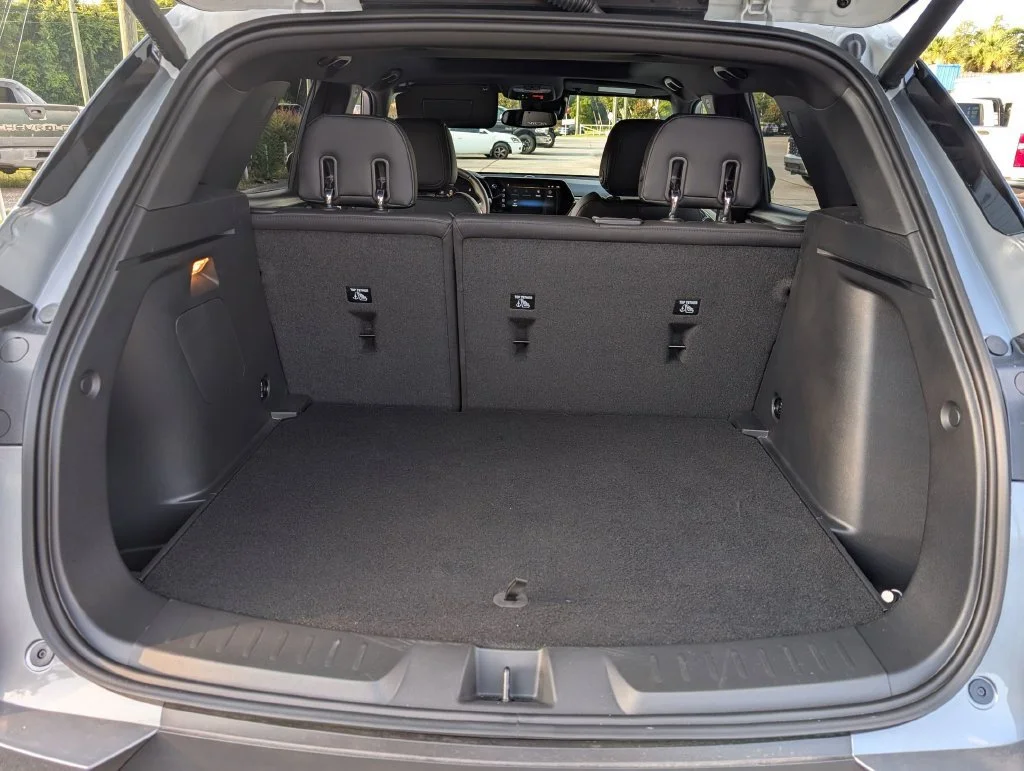New 2026 Sterling Gray Metallic Chevrolet ACTIV image 25