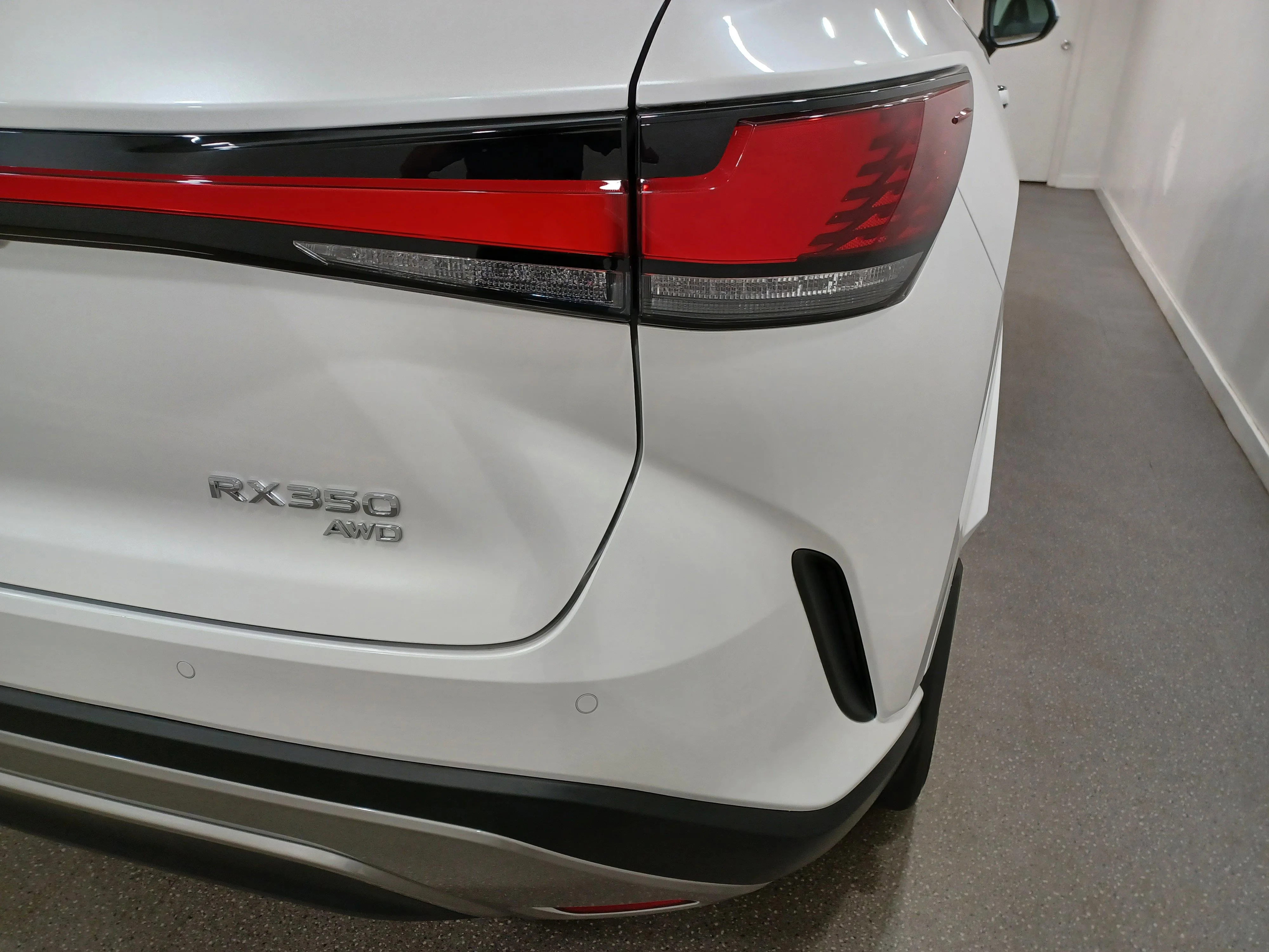 Certified Used 2023 Eminent White Pearl Lexus AWD*Adaptive Cruise | Cooled Leather | Pano Roof | Htd Wheel | Blind Spot Detection | Park Assist image 23