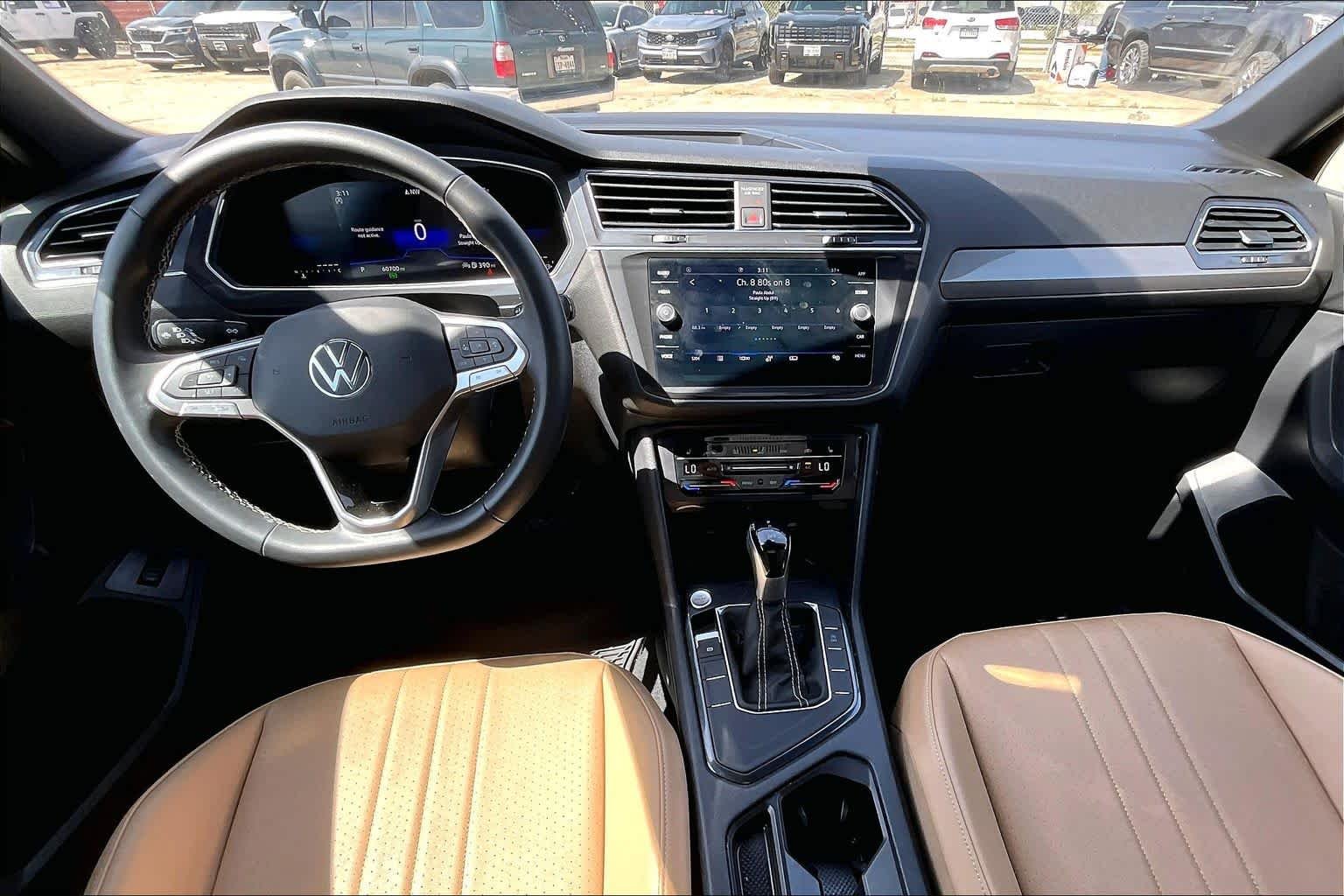 Used 2023 Deep Black Pearl Volkswagen SE image 25
