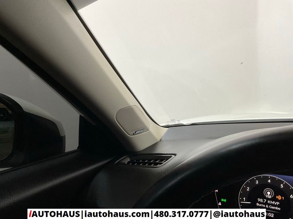 Used 2024 White Honda Touring image 36
