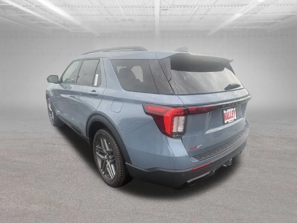 New 2026 Blue Ford ST-Line image 7