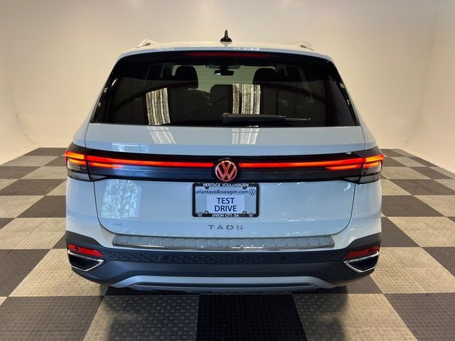 New 2026 White Volkswagen 1.5T SE image 4