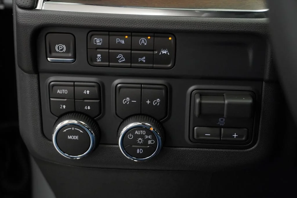 New 2026 Sterling Gray Metallic Chevrolet High Country image 23