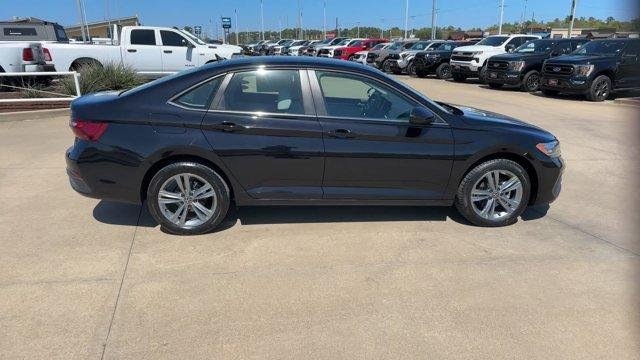 3VW7M7BU5RM043803