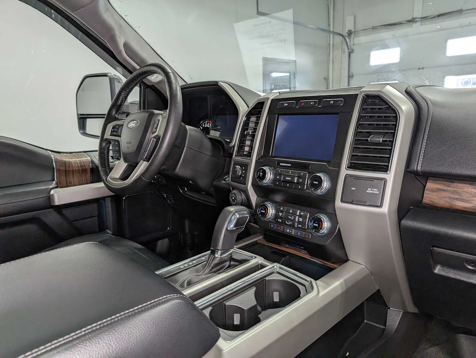 Used 2019 Magma Red Metallic Ford LARIAT image 46