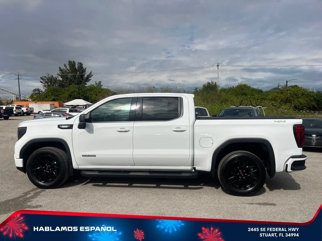 New 2026 Summit White GMC Elevation image 4