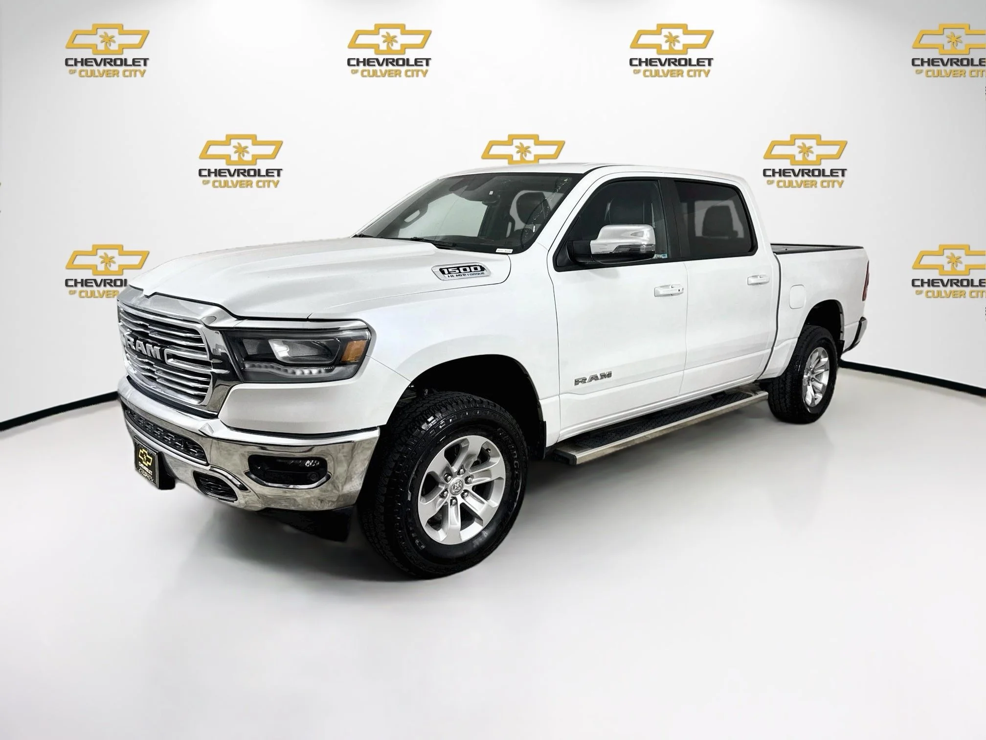 Used 2024  Ram Laramie image 3