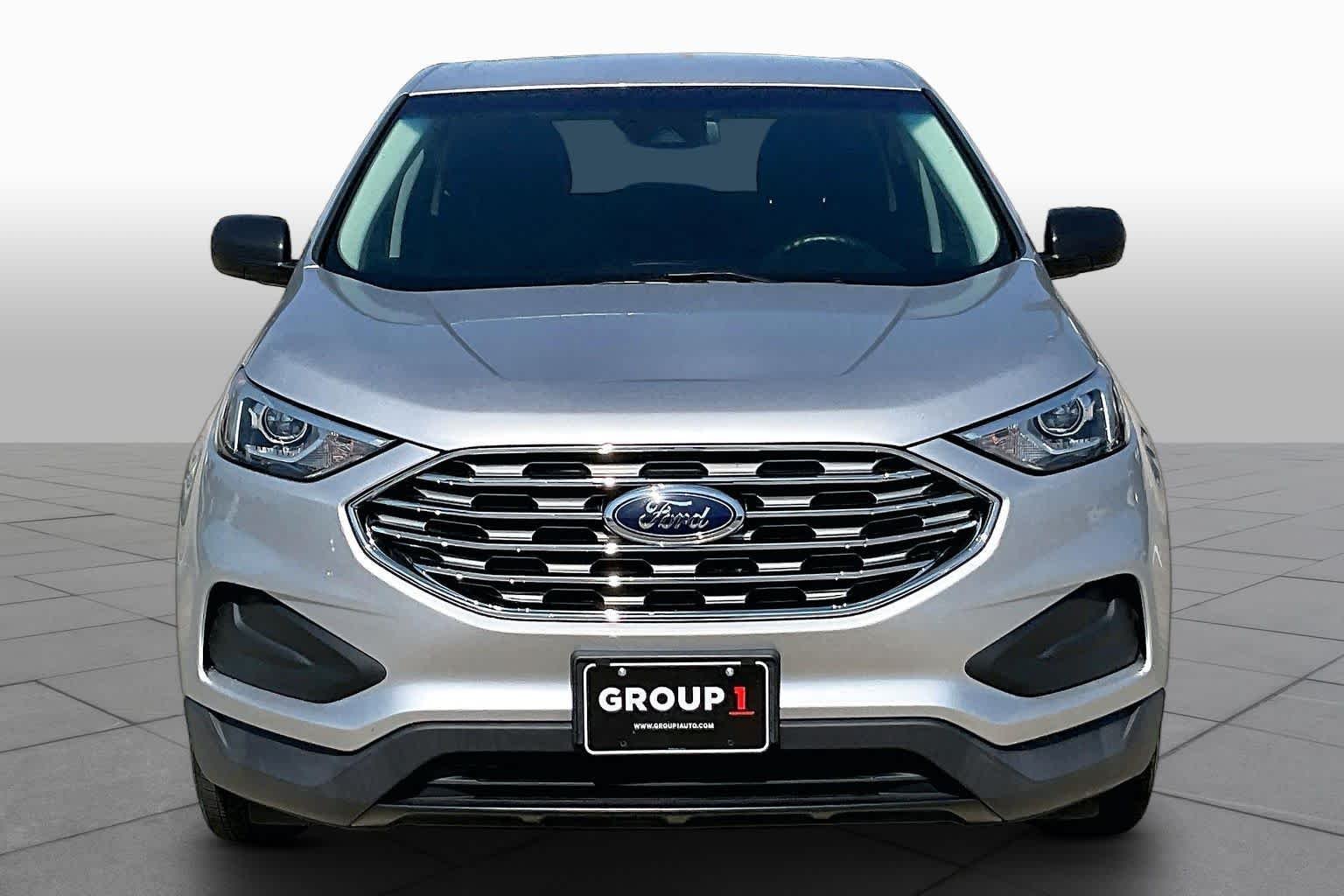 Used 2019 Ingot Silver Metallic Ford SE image 4