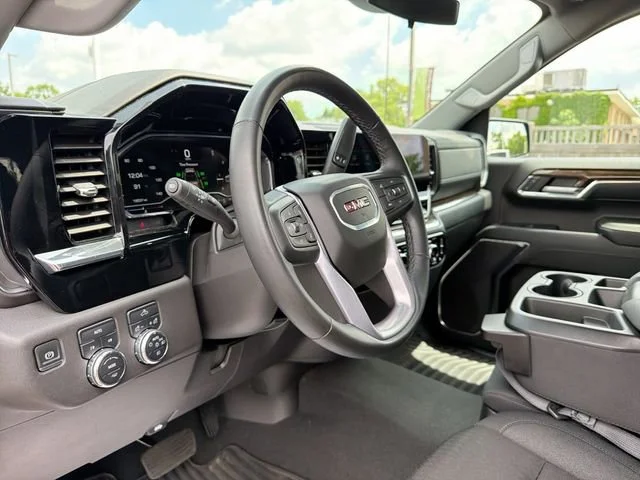 2024 GMC Sierra 1500 Elevation - Photo 10