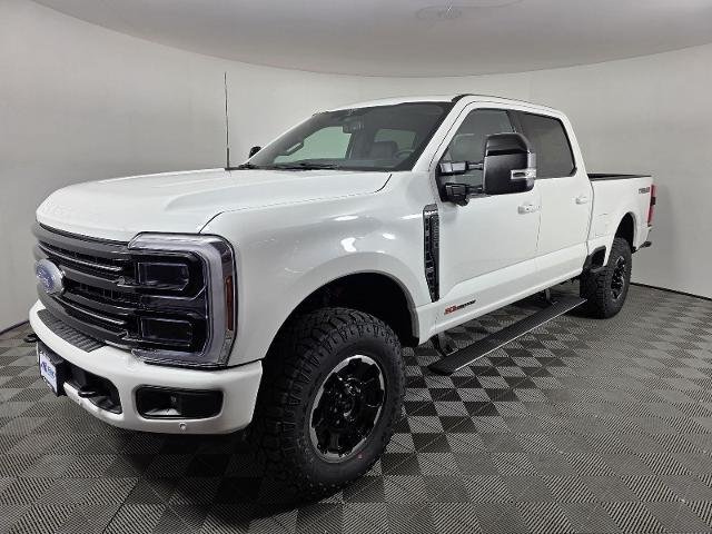 2026 Ford F-250 Platinum 4x4 Crew Cab 8' Box's photo
