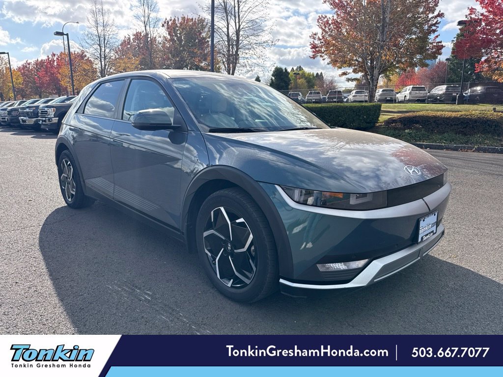Used 2023 Digital Teal Hyundai SEL image 1