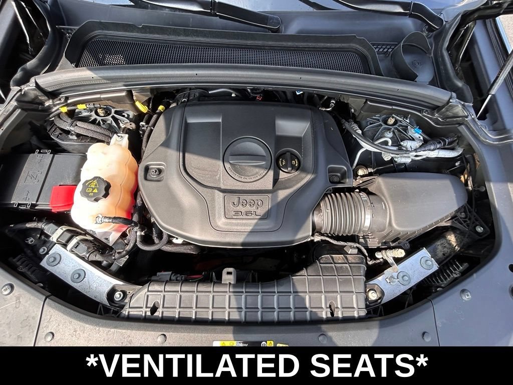 Certified Used 2024 Black Jeep Overland 4x4 image 16