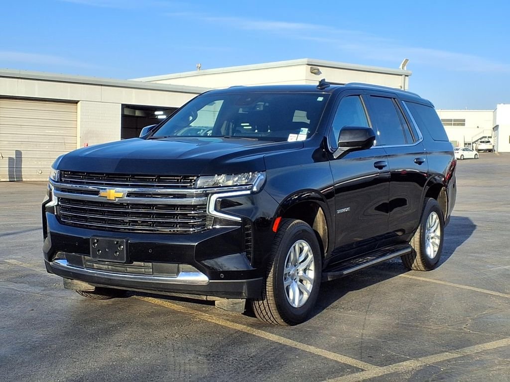 Used 2024 Chevrolet Tahoe LT with VIN 1GNSKNKD1RR210042 for sale in Kansas City
