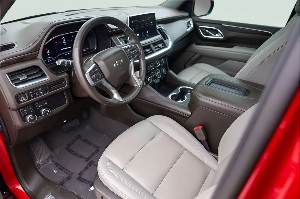 Used 2023 Red Chevrolet Z71 image 13