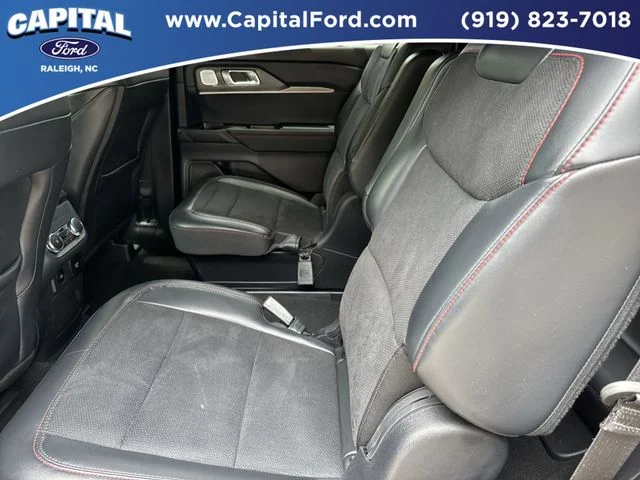 Used 2025 Gray Ford ST image 18
