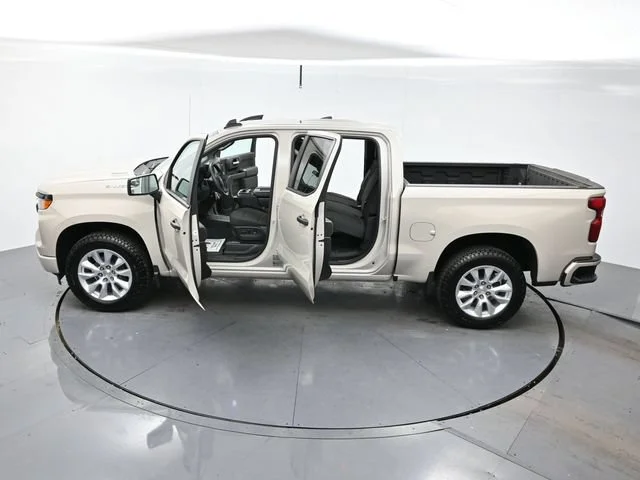 Used 2026 White Sands Chevrolet Custom image 37