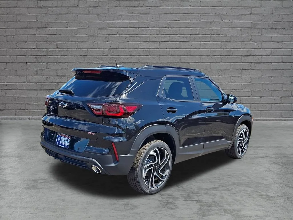 New 2026 Mosaic Black Metallic Chevrolet RS image 8