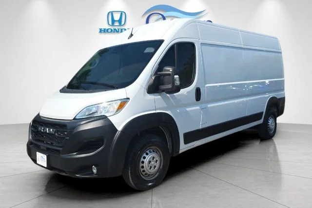 Used 2026 White Ram High Roof image 7