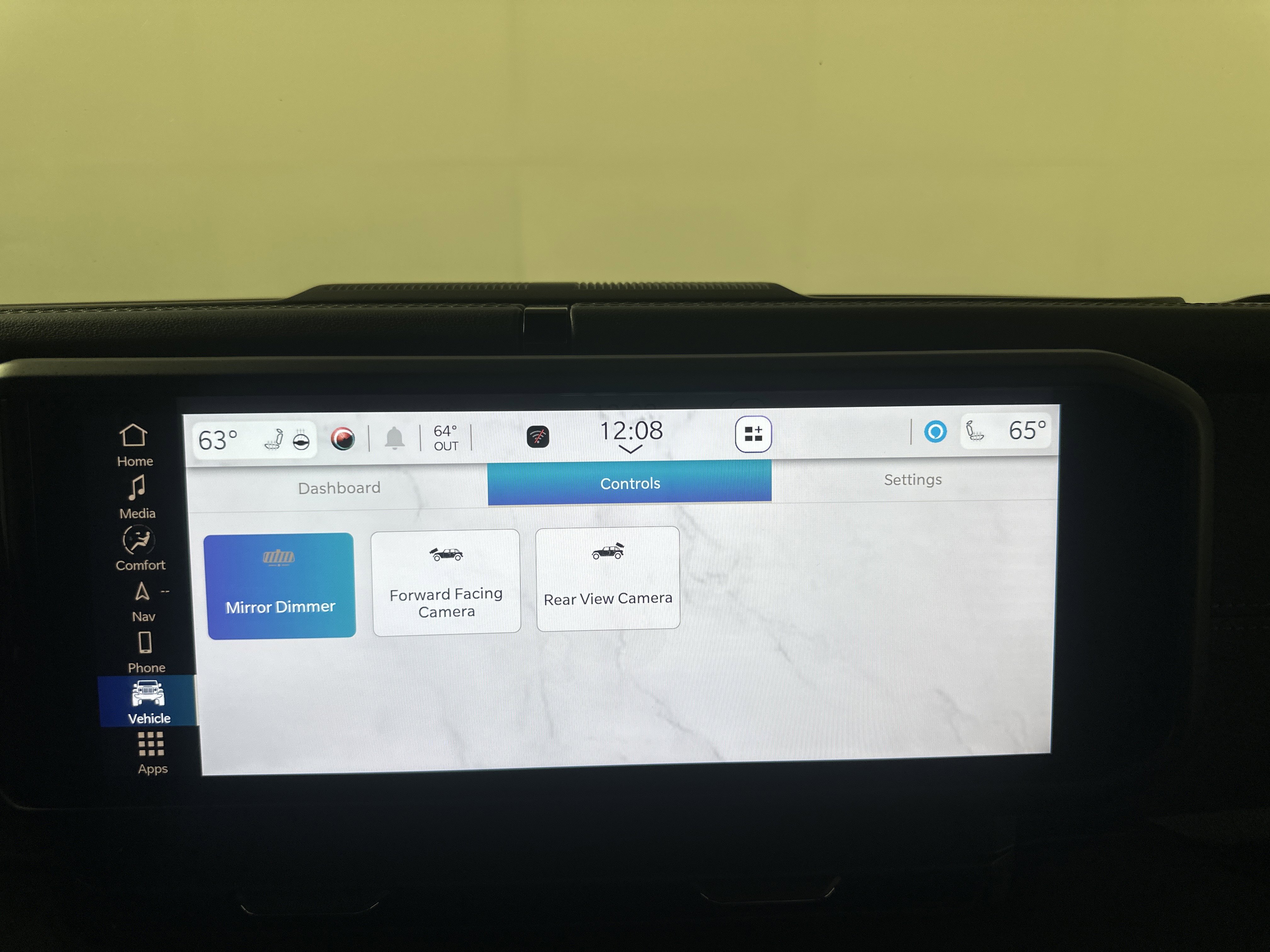 Used 2025 Hydro Blue Pearlcoat Jeep Rubicon image 17
