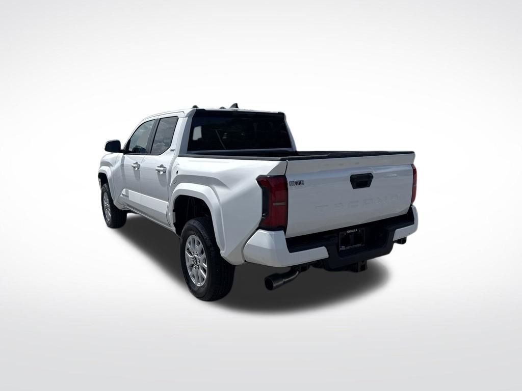 Used 2026 White Toyota SR5 image 7