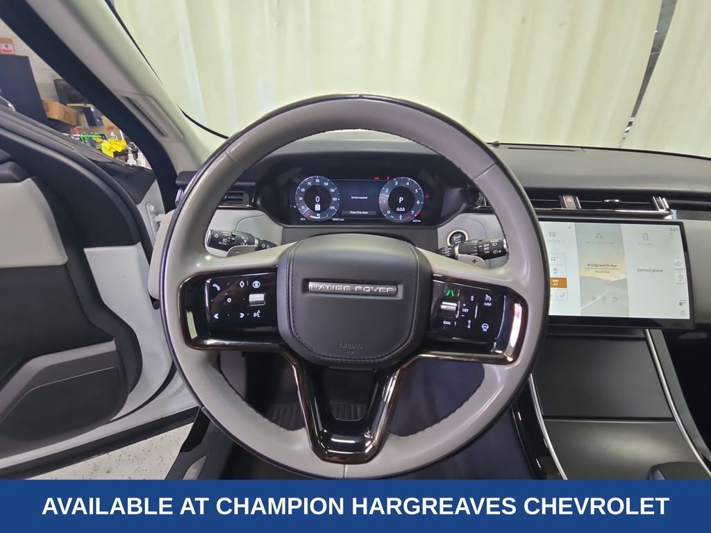 Used 2025 Ostuni Pearl White Metallic Land Rover Dynamic SE image 14