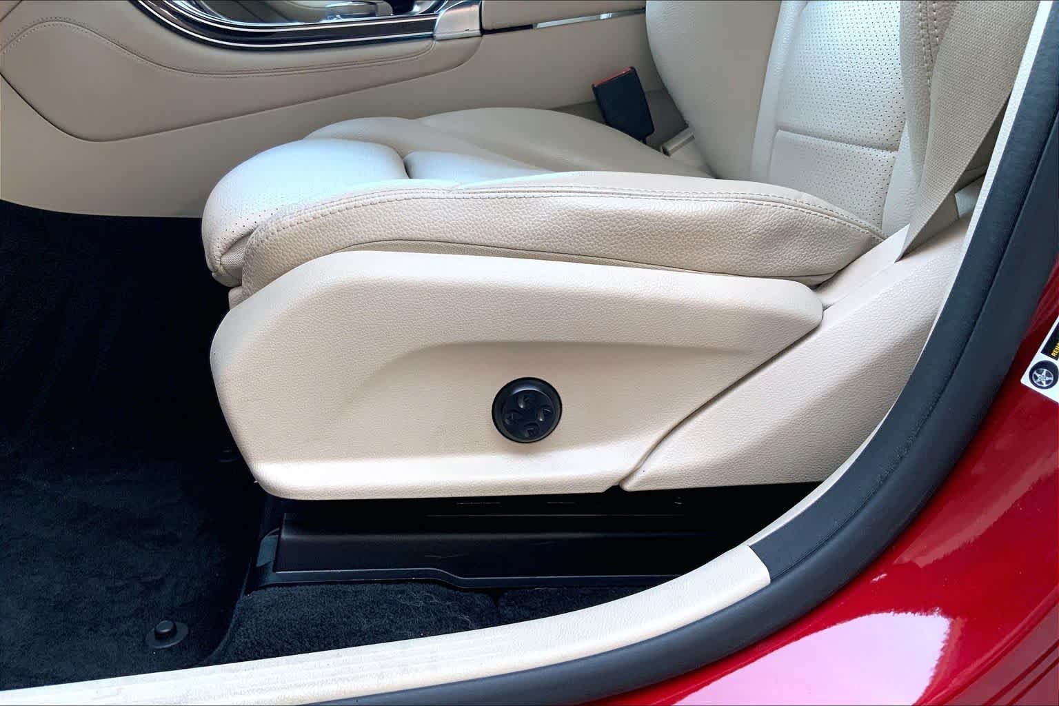 Used 2017 designo Cardinal Red Metallic Mercedes-Benz GLC 300 image 33