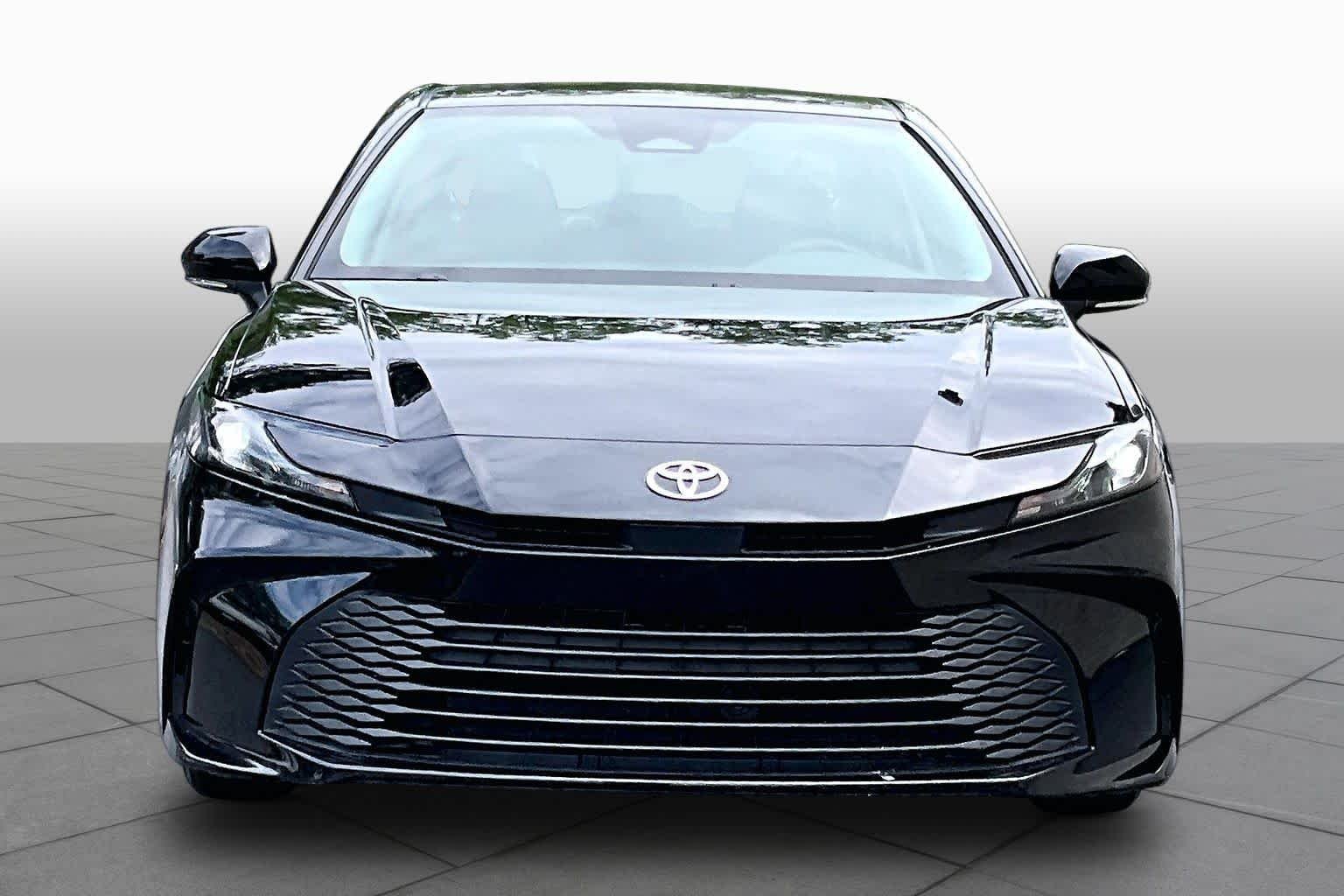 Used 2025 Midnight Black Metallic Toyota LE image 7