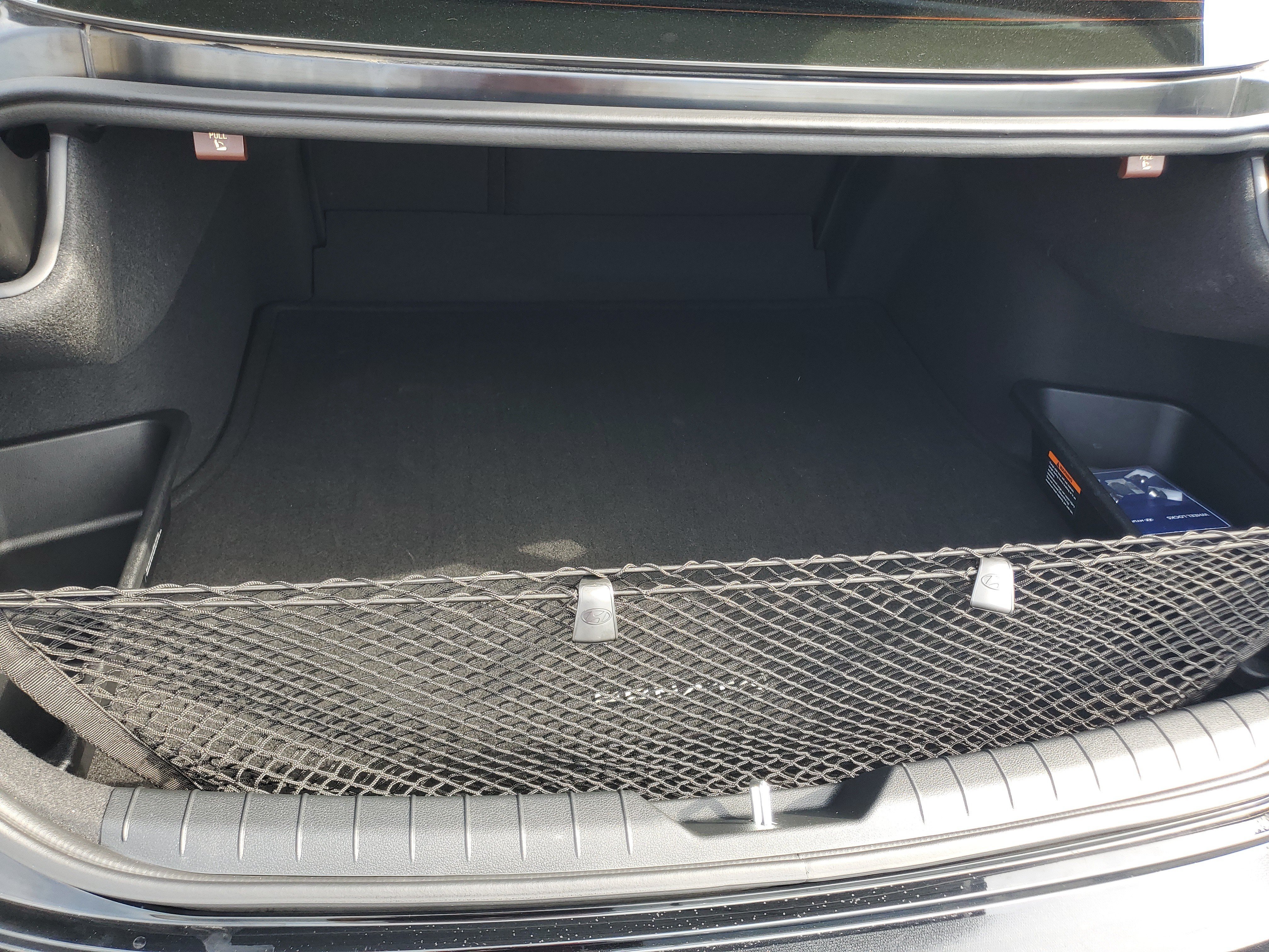 Used 2025 Abyss Black Hyundai SEL image 8