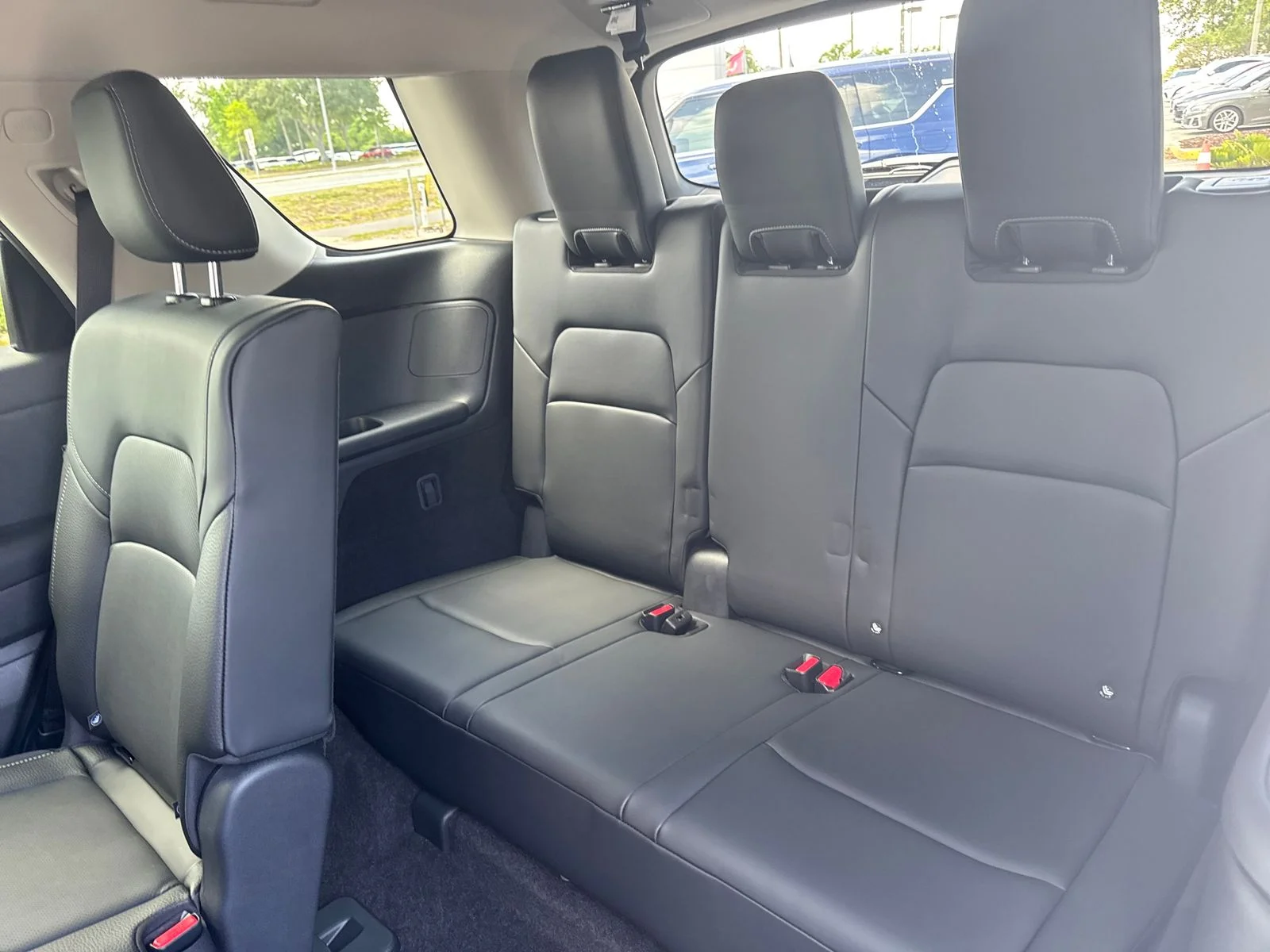 New 2026 Nissan Pathfinder SL 4D Sport Utility
