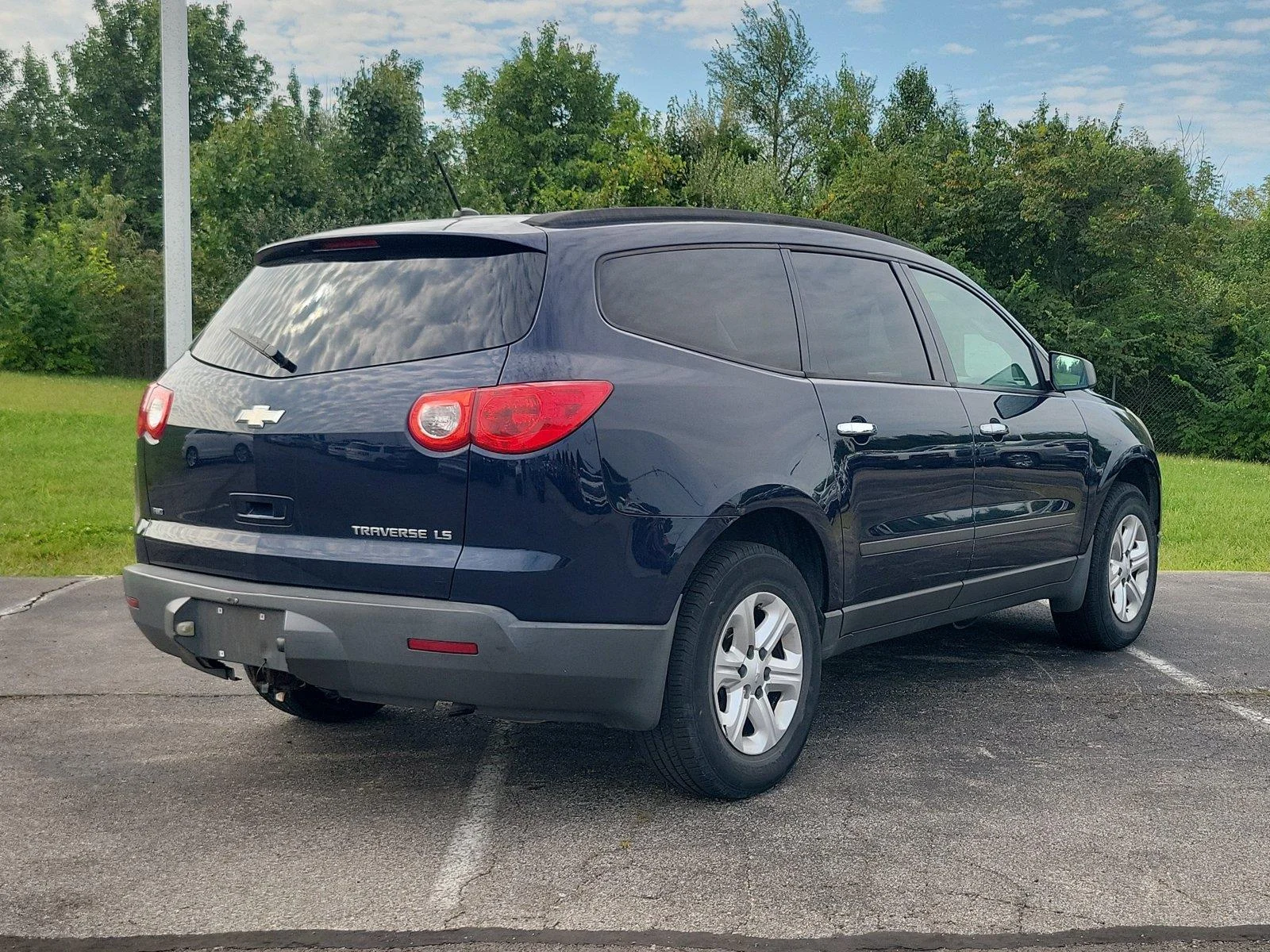 Used 2012 Dark Blue Metallic Chevrolet LS image 8