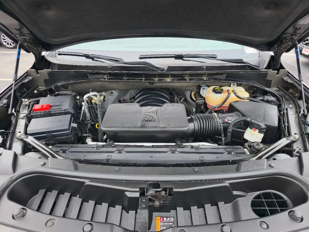 2025 GMC Yukon Denali Ultimate - Photo 31