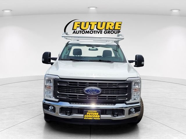 New 2026 Oxford White Ford F-250® XL image 28
