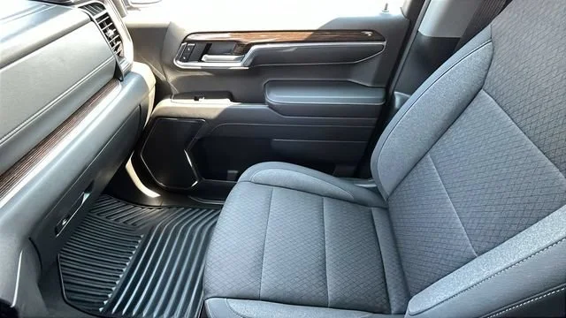 2024 GMC Sierra 1500 Elevation - Photo 12