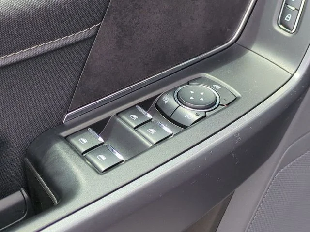 Used 2025 Gray Ford XLT image 13