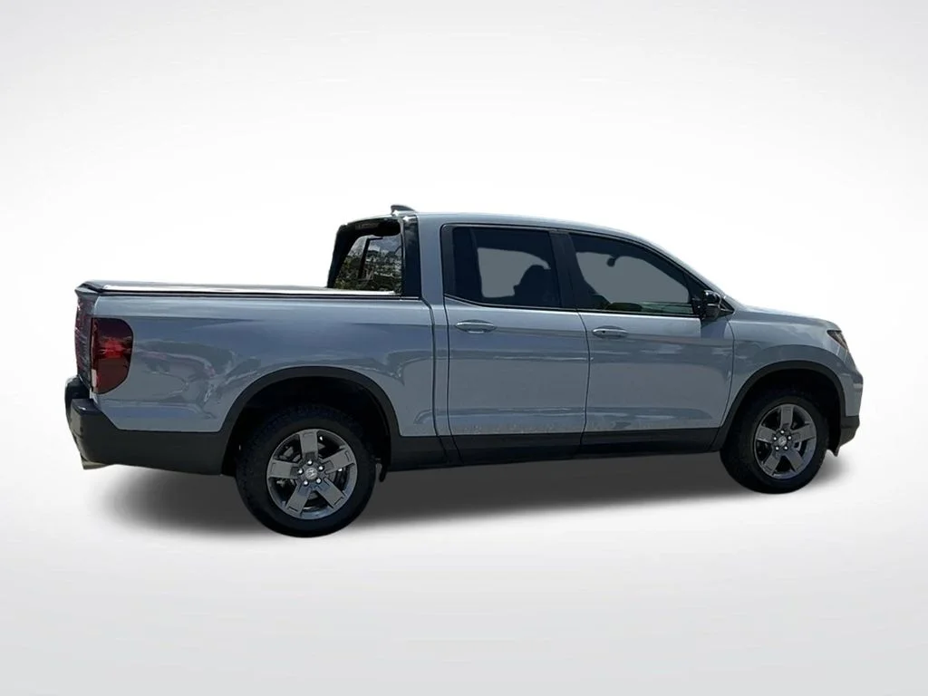 Used 2025  Honda TrailSport image 14