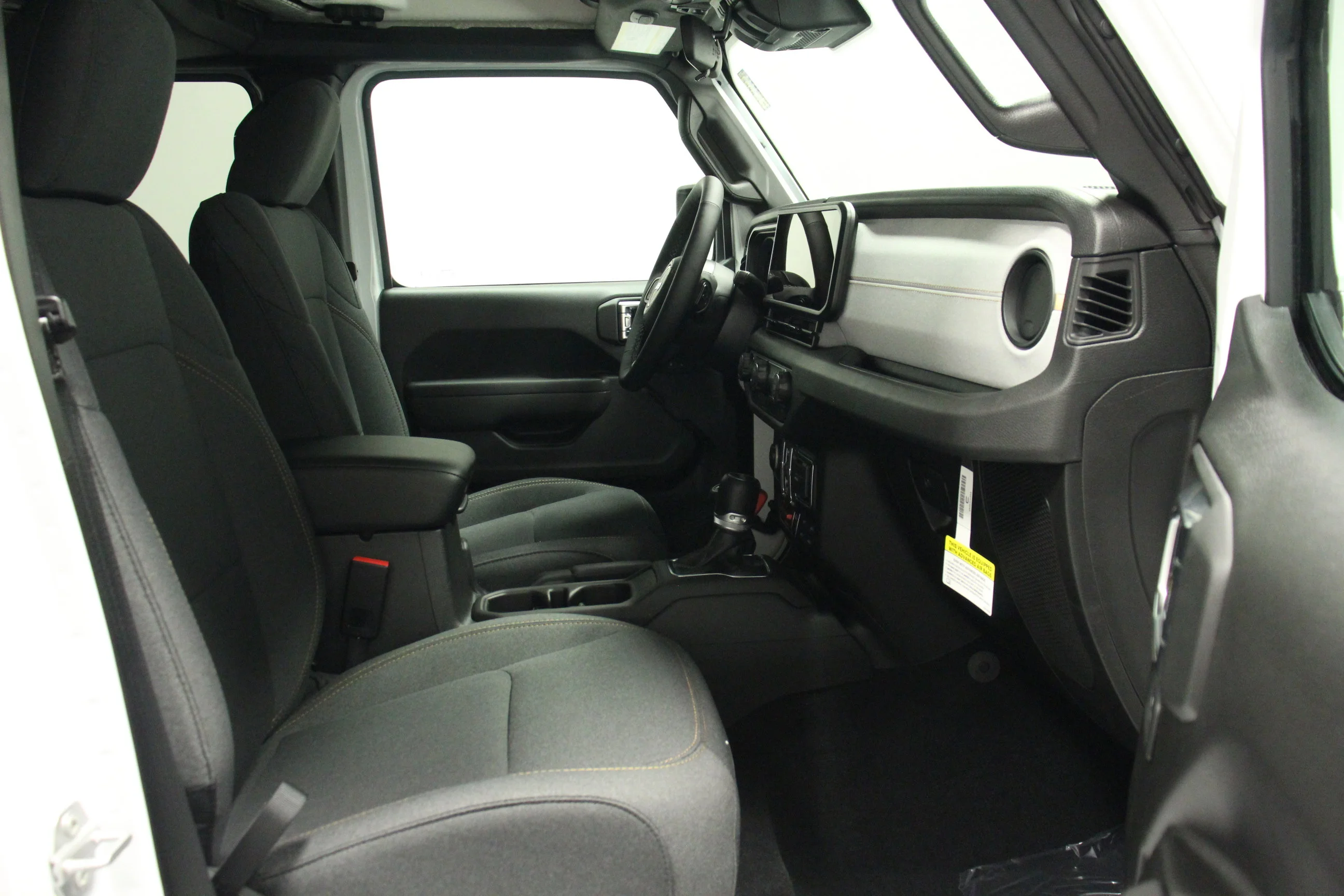 2025 Jeep Wrangler 4-Door Willys - Photo 15