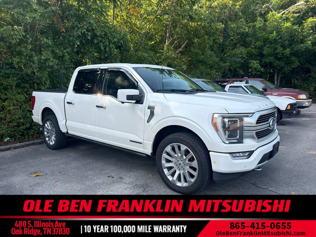 Used 2023 Star White Metallic Tri-Coat Ford Limited image 1