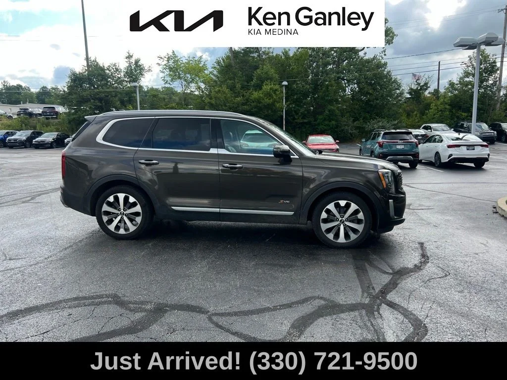Used 2020 Green Kia S image 4
