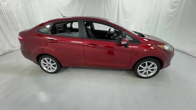 Used 2017 Ford Fiesta SE with VIN 3FADP4BJ9HM103541 for sale in Janesville, WI